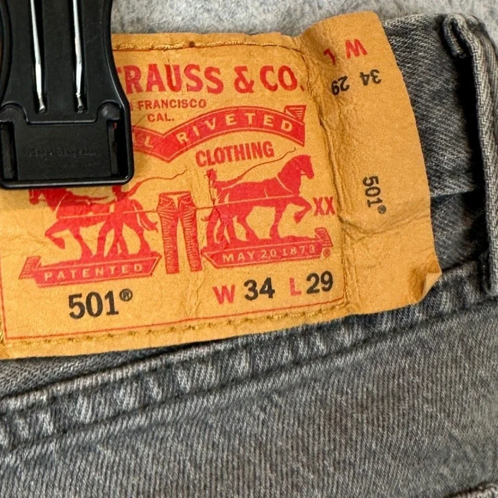 Levis 501 Jeans Men 34X29 Grey Straight Leg Button Fly Stretch 5 Pockets Red Tab